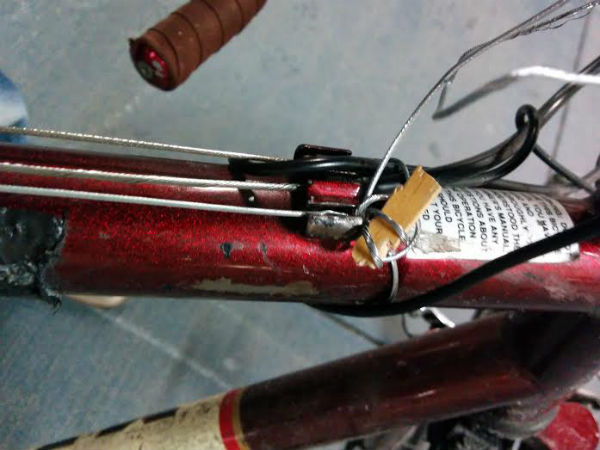 Что делать, если у вас порвался тросик заднего переключателя велосипеда